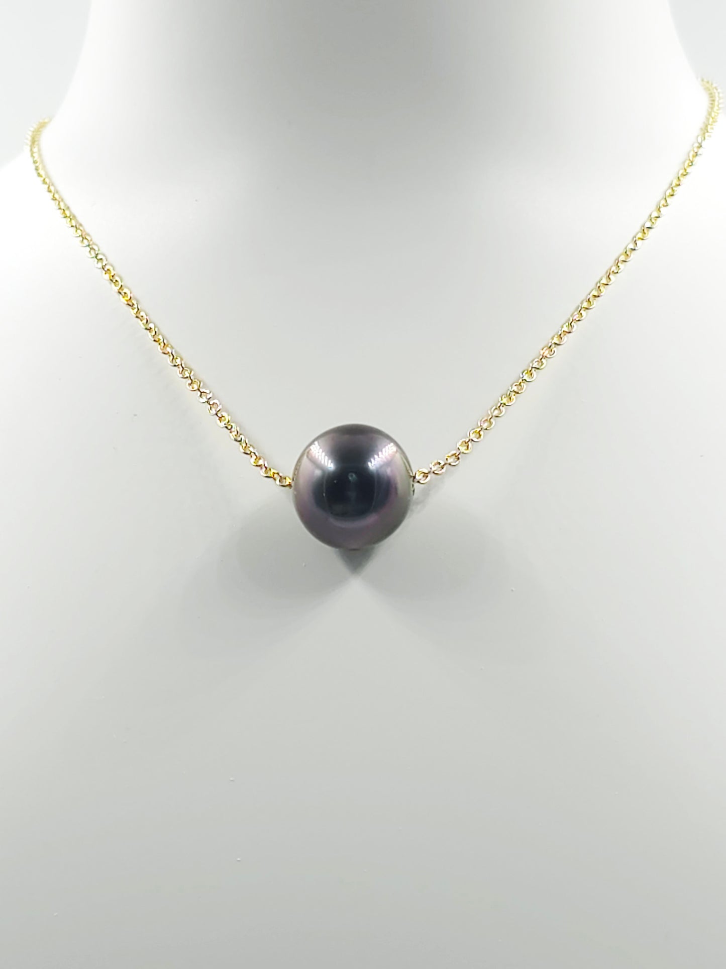 Collier flottant en plaqué or 14 carats — « Le Flotteur »