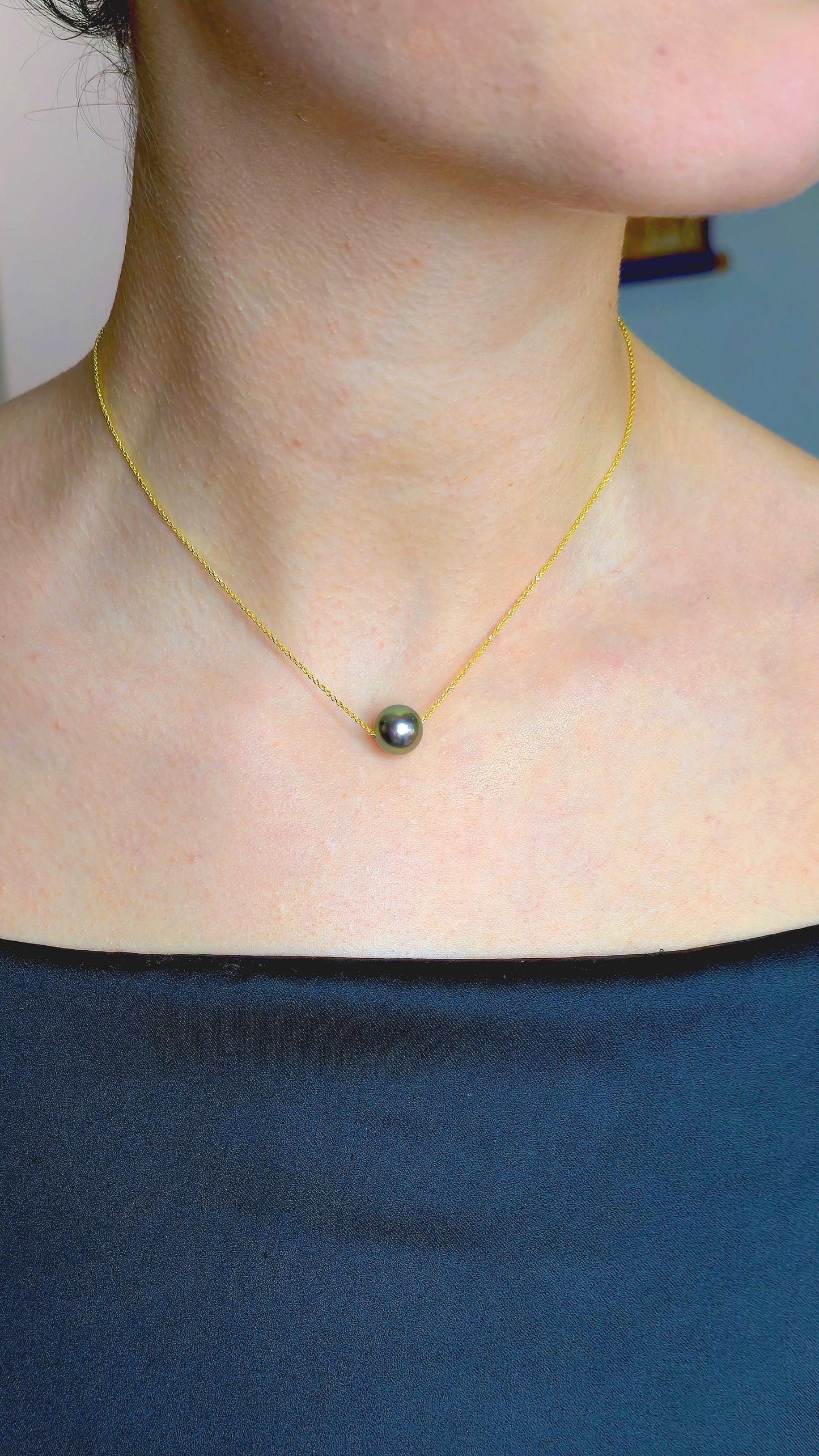 Collier flottant en plaqué or 14 carats — « Le Flotteur »